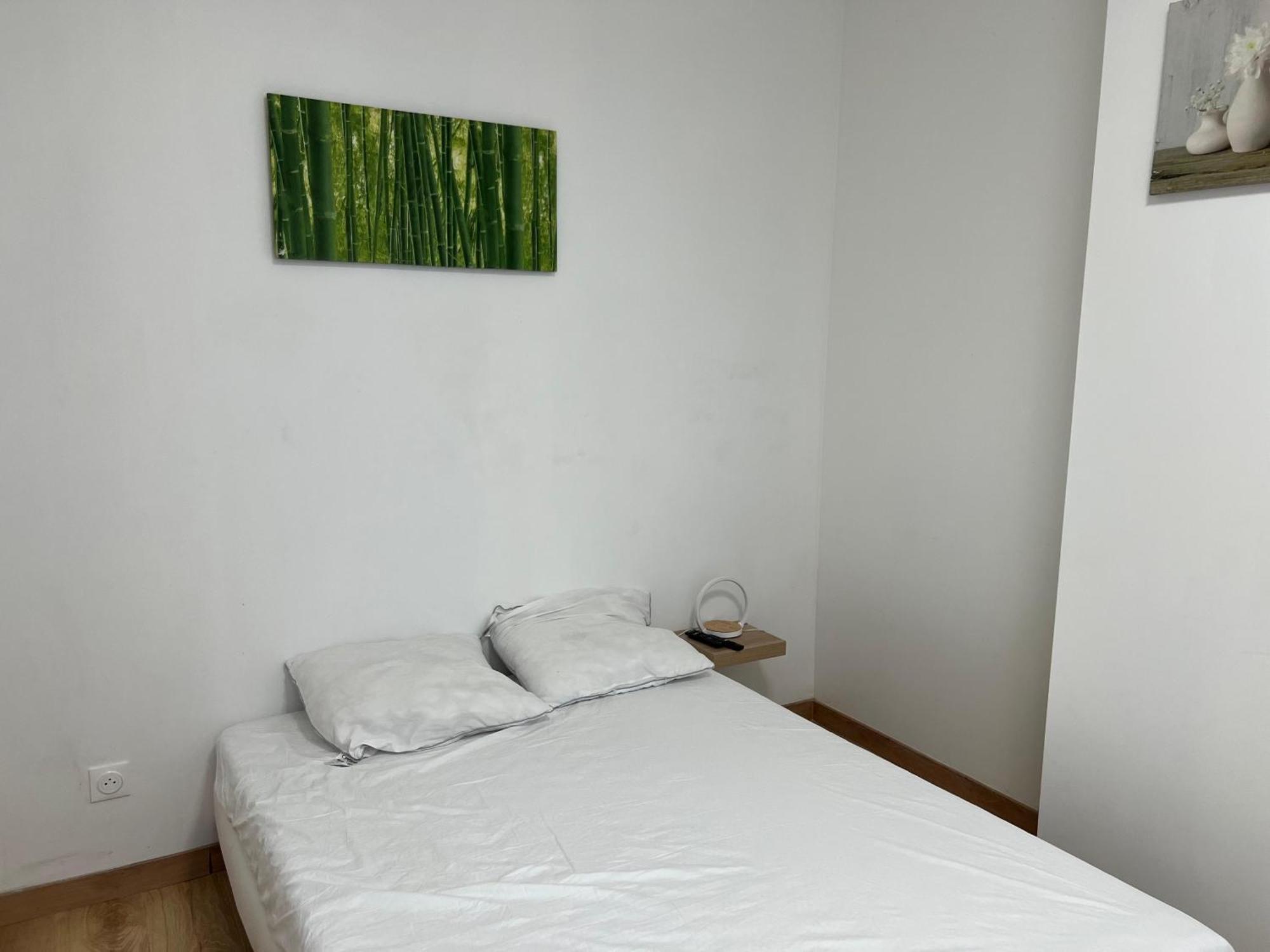 Therezass Apartment Calais